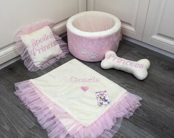 Crème et bébé rose panier de jouets pour chien Stockage de jouets pour chat Panier de jouets pour chien Cadeau de luxe Pour amoureux des chiens Cadeau personnalisé pour chien Cadeau pour chien Os de chien