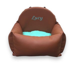 Mint en bruin gepersonaliseerd hondenautostoeltje Drijfpakket voor hond Designer hondenautostoeltje Luxe hondenmand voor op reis Aangepast hondenautostoeltje