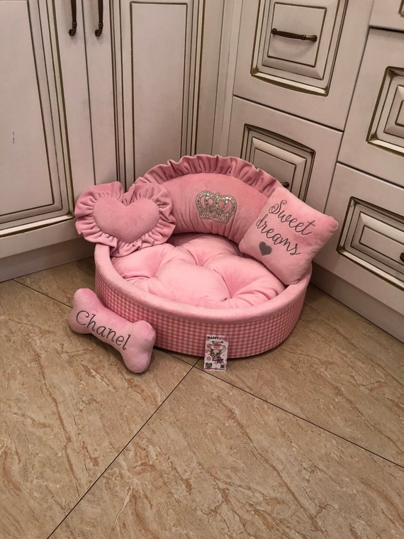 princess dog bed