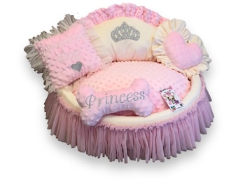 Baby pink and cream princess dog bed with crown sparkles Puppy bed for princess dog Designer pet Cat bed Medium or small Personalized bed