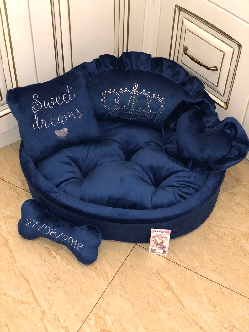 prince dog bed