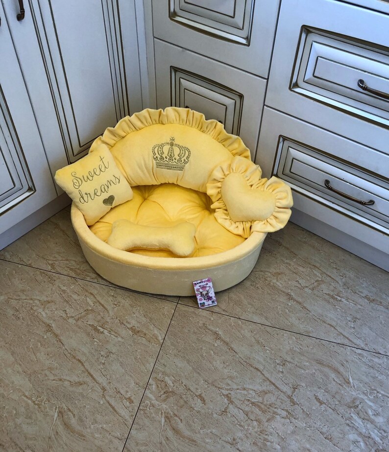 custom built dog beds