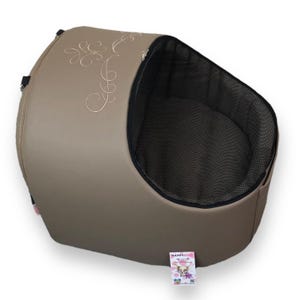 Hondenautostoeltje van bruin kunstleer Drijfpakket voor hond Designer hondenautostoeltje Luxe hondenmand voor op reis Aangepast hondenautostoeltje
