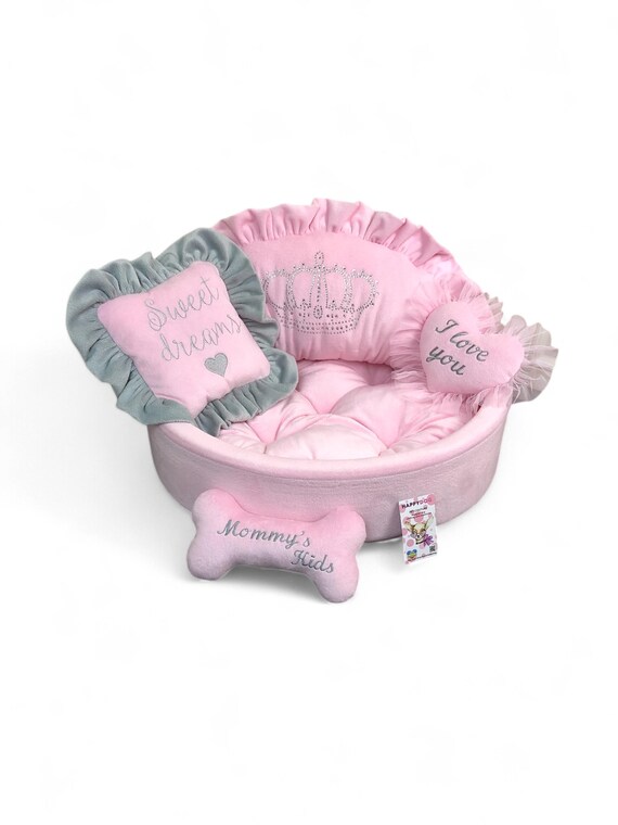Cama para perro princesa rosa bebé: cama de diseño personalizada