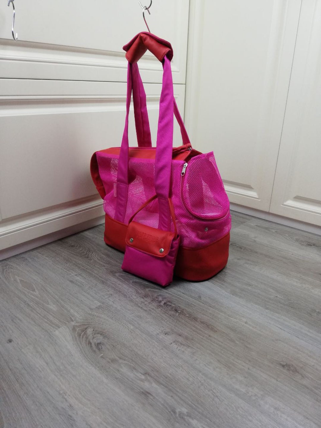 Hot Pink and Red Mesh Dog Carrier Designer Dog Bag for Summer Puppy