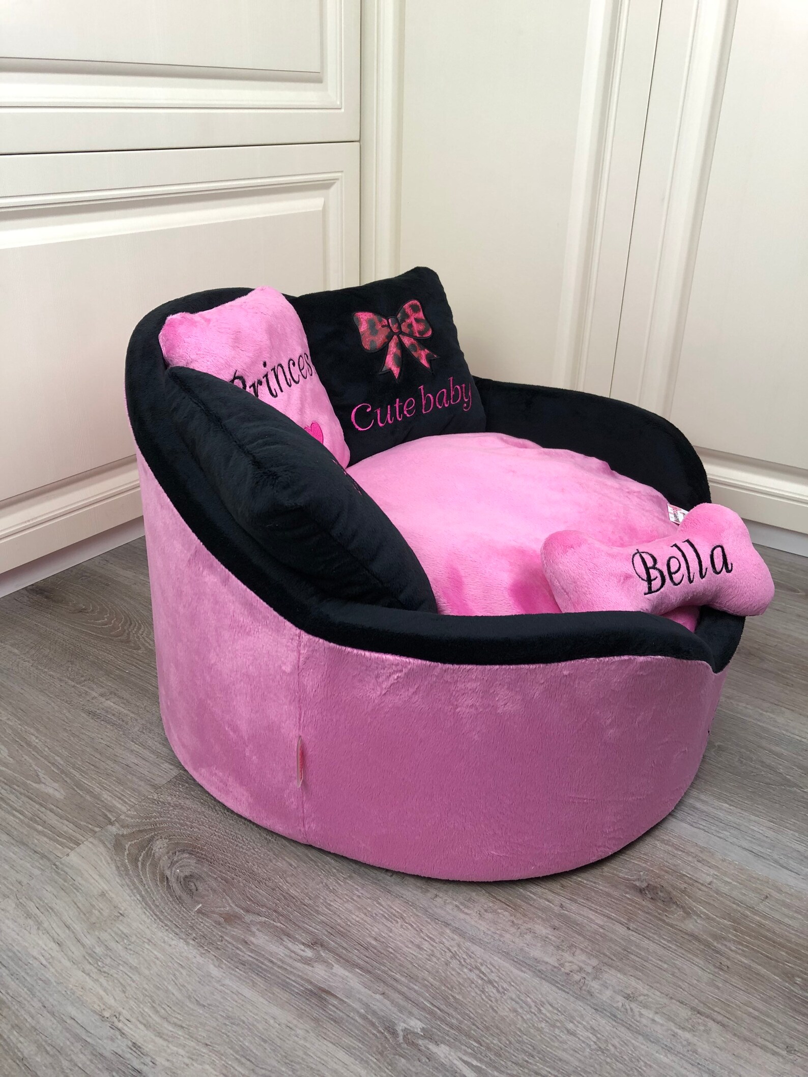 Black and Pink Luxury Princess Dog Bed Designer Pet Bed Cat Etsy