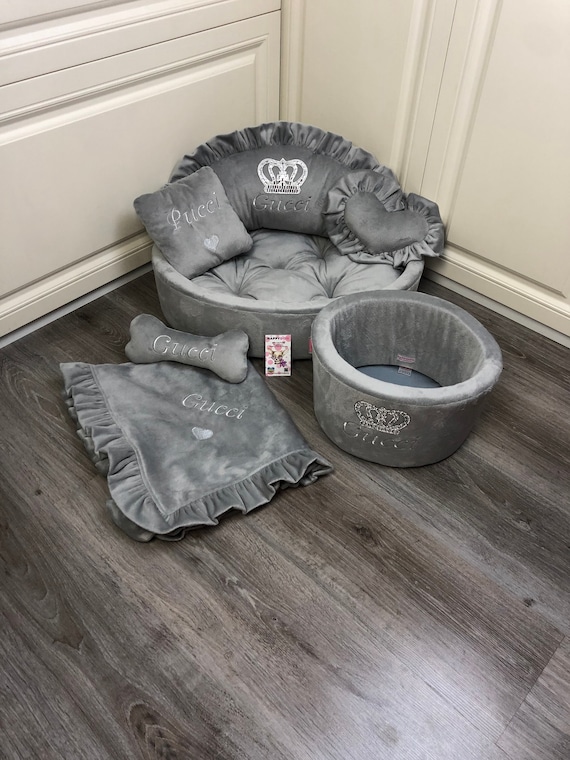 Gray Bespoke Dog Bed Personalized Puppy Bed Gray and Silver -  Sweden