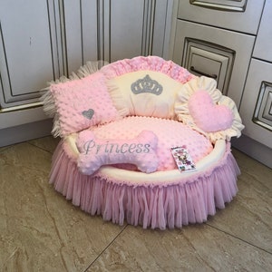 Baby pink and cream princess dog bed with crown sparkles Puppy bed for princess dog Designer pet Cat bed Medium or small Personalized bed image 8