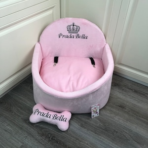 Baby roze gepersonaliseerde hond autostoel Driving kit voor hond Designer autostoel Luxe hondenbed voor reizen Aangepaste hond autostoel Hond drager