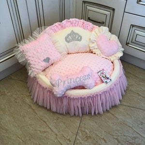 Baby pink and cream princess dog bed with crown sparkles Puppy bed for princess dog Designer pet Cat bed Medium or small Personalized bed image 9