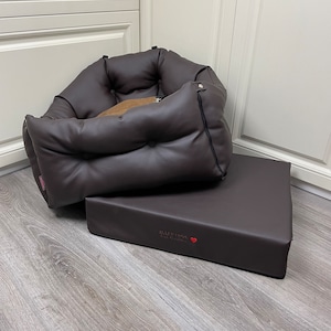 Donkerchocoladebruine luxe hondenautostoel Designer hondenautostoel Luxe bruine hondenmand voor op reis Custom gepersonaliseerde autostoel