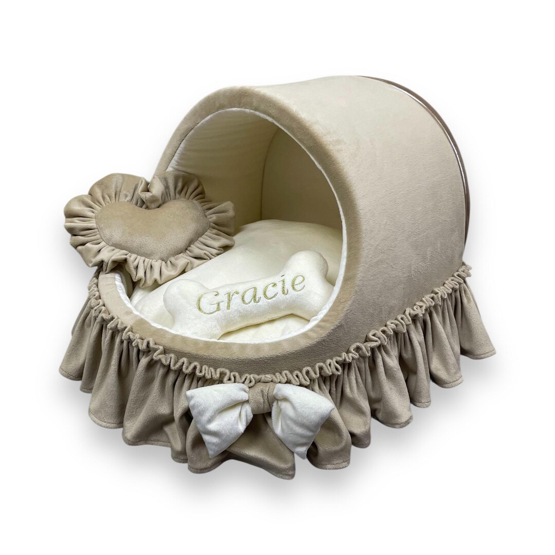 Snapshot of Designer Pet Cradle With Tufted Liner And Basket