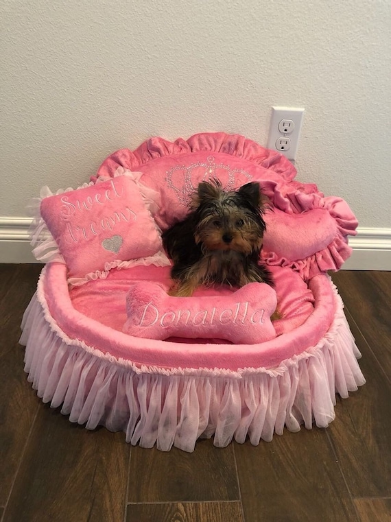 Cama rosa princesa perro con corona destellos lujo personalizado