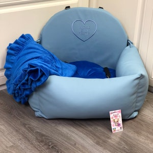 Hond autostoel in hemelsblauw eco leer Luxe blauwe drijfset Designer hond autostoel Luxe hondenbed voor reizen Aangepaste autostoel
