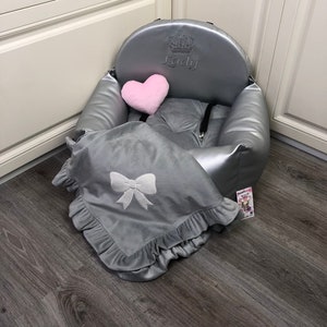 Zilver veganistisch leren hondenautostoeltje fDriving kit voor hond Designer hondenautostoeltje Luxe hondenmand voor op reis Aangepast hondenautostoeltje Puppy