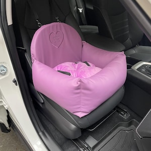 Lila stoel voor hond Hondenreisbed Luxe hondenrijset Designer hondenautostoeltje Luxe hondenkussen voor op reis Custom autostoeltje