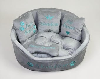 Cama personalizada para perros de piel sintética gris Minky: Cama de lujo para mascotas con almohadas