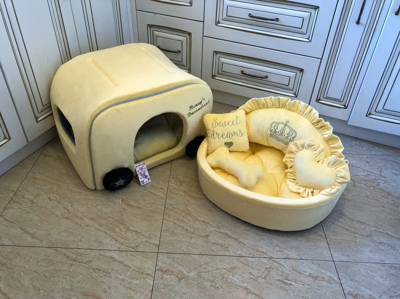 Gelber Hund Wohnwagen mit Rädern Customized Luxus Hund Auto Etsy