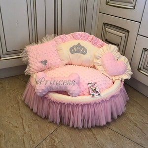 Baby pink and cream princess dog bed with crown sparkles Puppy bed for princess dog Designer pet Cat bed Medium or small Personalized bed image 6