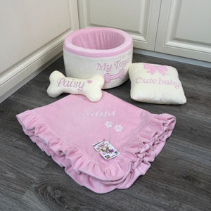 creme und rosa hundespielzeugkorb spielzeug lagerung für hund katzenspielzeug korb luxus hundegeschenk hundeliebhaber geschenk personalisiertes hundegeschenk