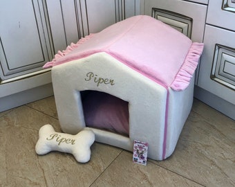 Cream and baby pink dog house with gold personalization Designer pet house in pink Princess dog bed Cat bed Custom made dog bed Puppy house