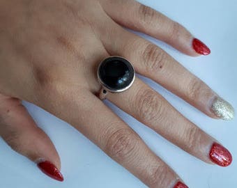 Black onyx ring, sizes 7 and 8 (US/Canadian size), 92.5 sterling silver