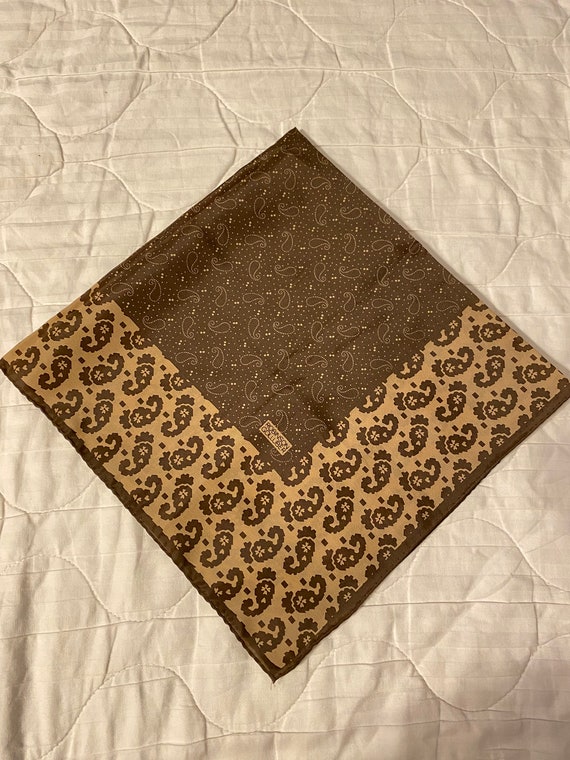 Vintage Robinson Golluber Brown and Beige Square P