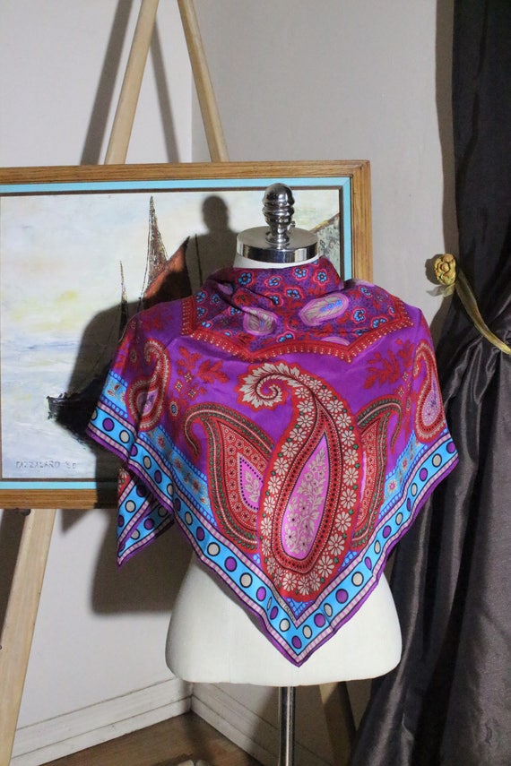 Adrienne Vittadini Multi Color Palsey Scarf. Limit