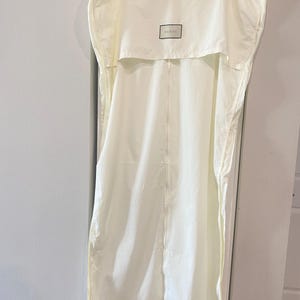 Authentic GUCCI hanger and dust bag set Lot of 4 Dust Bag 2 GUCCI BOX+1 HANGERS +GUCCI RECEIPT+2  main image 2