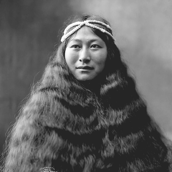 Lomen Brothers photo, "Nowdiuk" Inuit Woman, Nome, Alaska 1903