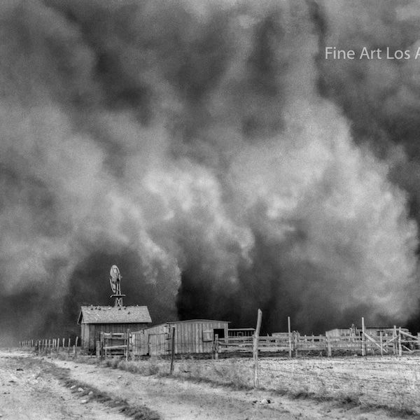 Photo of Farm With Huge Duststorm approaching, Oklahoma, Dust Bowl, 1935, Depression Era