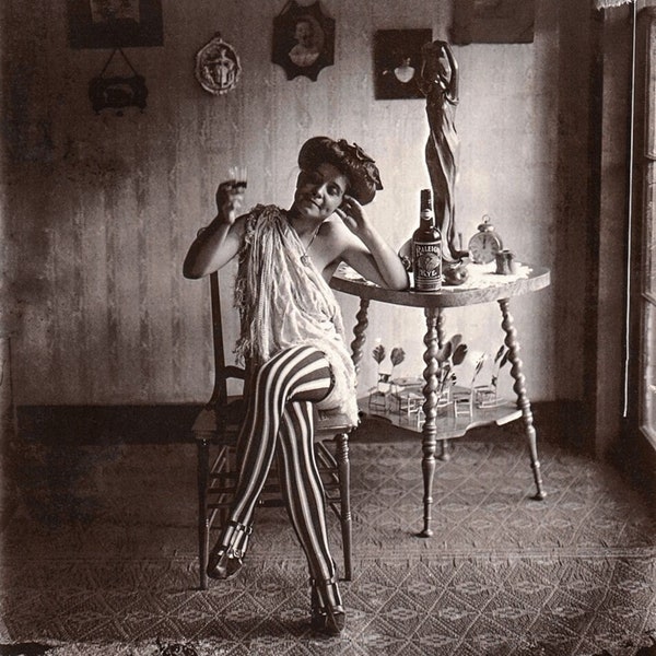 Bellocq photo of Storyville prostitute #5, New Orleans, 1910-1915