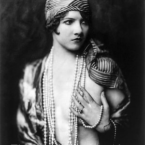 Alfred Cheney Johnston Photo, Ziegfeld Girl Jean Ackerman, 1920-30s