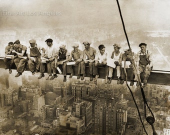 Lewis Hine Photo, "Lunchtime" on the high beam, New York, 1931