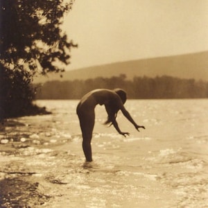 James Abbe Photo, "Worshipping the Water" 1921