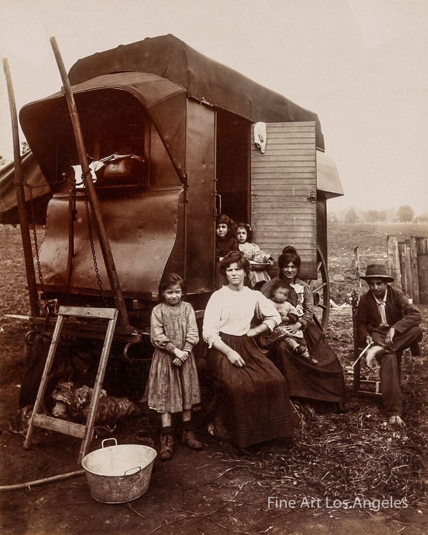 Eugene Atget Photo, Gypsies, Paris 1910-1920 - Etsy Canada