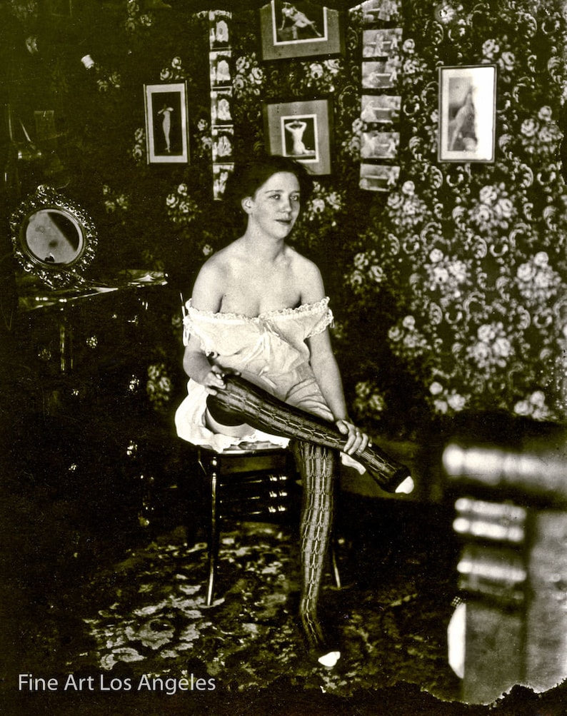 Prostitute Nude Woman