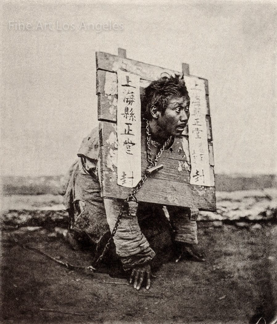 ジョン・トムソンの写真「カンゲの刑罰」中国、1873年 - Etsy 日本