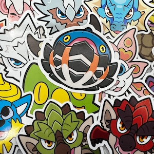 Assorted Monster Hunter Chibi Headshot 3&quot; Glossy or Holographic Stickers -- Rathalos, Mizutsune, Zinogre, Dodogama and More!