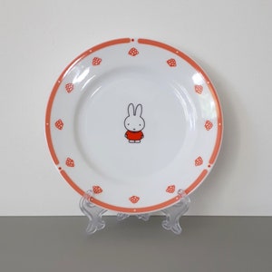 DutchJunkYard- Set of 6 MIFFY Ceramic Cake Plates- Small Ø 16 cm / 6'' Plates - In Three Different Colors - Miffy