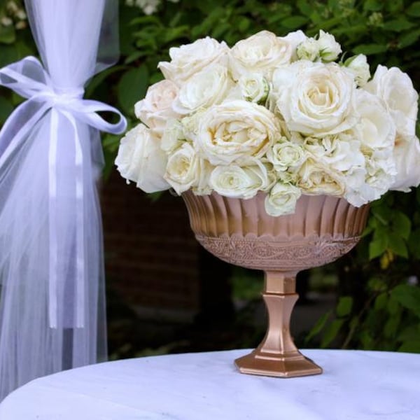Pink Rose Gold Wedding Centerpeice Table Centrepiece Wedding Pink Gold Vases Votive Candle Holder Flower Vase Compote Compotes Footed Bowl