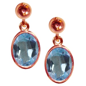 9 Karat Rose Gold Natürliche Blaue Topas Oval Single Drop Baumelnde Ohrstecker Hochwertige britische Schmuck