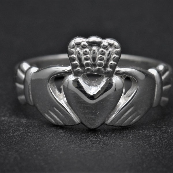 Sterling Silver Heavy Weight Irish Celtic Claddagh Ring Hearts Crown Hands Size N - Z3 High Quality British Made Jewellery