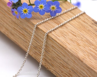 Cadena de plata de ley 925 de grosor fino de 1,1 mm para collar, disponible en 16", 18", 20", 22" y 24". Cadenas para colgantes. Producto más vendido en el Reino Unido. Delicada pero resistente. Fabricada en Gran Bretaña.