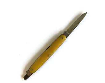 Antique Early Plastic Gentleman’s Folding Knife for Repair or Parts, I XL Cerrce Wostenholm Sheffield England, Vintage Nail Tool,