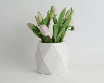 ORE IN WHITE | Vaso Geometrico in cemento