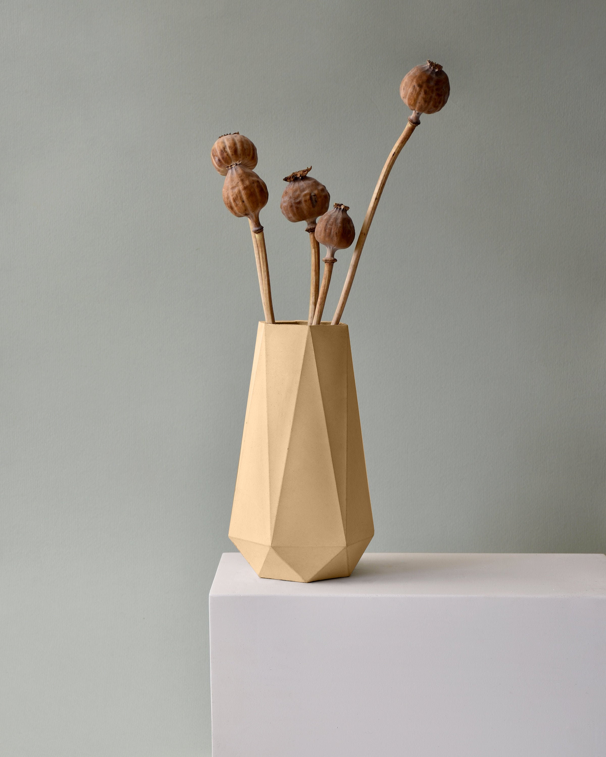 HORTUM VASE Concrete Flowers Vase Dried Flowers Vase 21cm (8 inch)