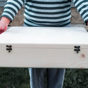 Extra large box with Lid wooden box with Lid blank large wooden box unfinished ammo box 20 inch box 55x50x12 cm/21.6x19.68x4.7 inch