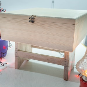 Caixa de memória rústica para armazenamento, recipiente de madeira de pinho com tampa, baú, caixa personalizada gravada para decoração de casa, solução de armazenamento e organização