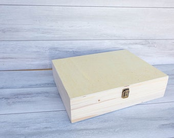 XL Unfinished Wood Memory Box: Natural Keepsake Storage (15.74"X11.81"X3.93")